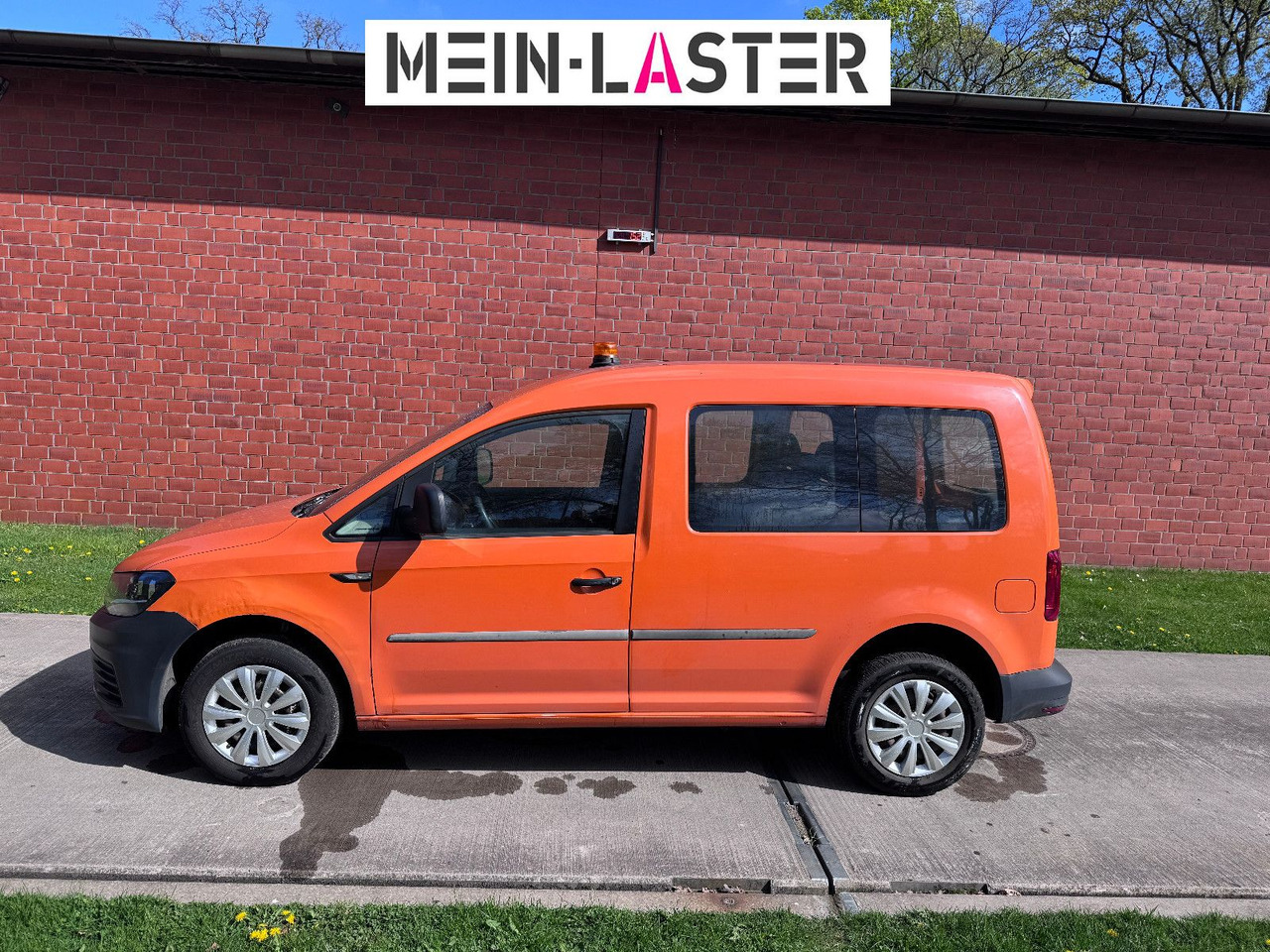Volkswagen Caddy 2.0 TDI Klima 1. Hand 73.300 km - כלי רכב מסחרי לנוסעים: תמונה 3 Volkswagen Caddy 2.0 TDI Klima 1. Hand 73.300 km - כלי רכב מסחרי לנוסעים: תמונה 3