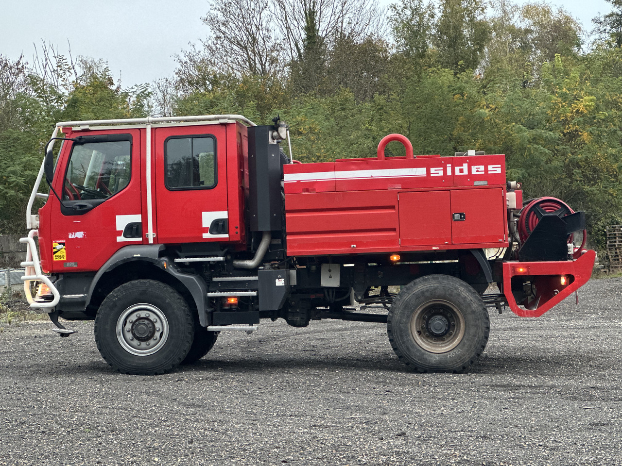 RENAULT Midlum 220 4x4 - משאית אש: תמונה 3 RENAULT Midlum 220 4x4 - משאית אש: תמונה 3