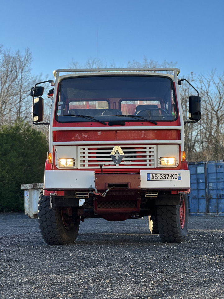 Renault M 210 - משאית אש: תמונה 1 Renault M 210 - משאית אש: תמונה 1