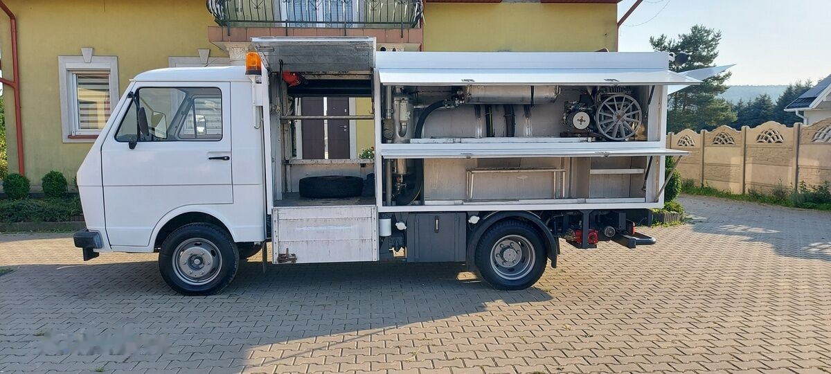 Volkswagen LT55 COMBI HYDRO OIL ADR INOX - משאית ואקום: תמונה 4 Volkswagen LT55 COMBI HYDRO OIL ADR INOX - משאית ואקום: תמונה 4