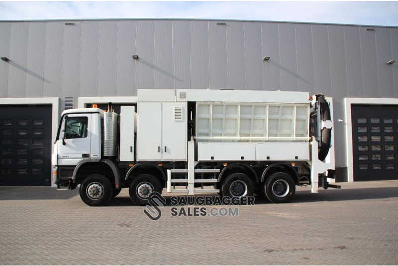 Mercedes-Benz Actros 4141 RSP 2014 Saugbagger 8x8 - משאית ואקום: תמונה 2 Mercedes-Benz Actros 4141 RSP 2014 Saugbagger 8x8 - משאית ואקום: תמונה 2