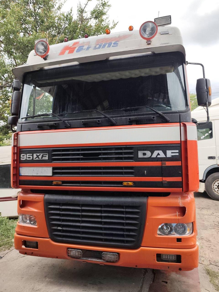DAF XF 95.430 - יחידת טרקטור: תמונה 1 DAF XF 95.430 - יחידת טרקטור: תמונה 1