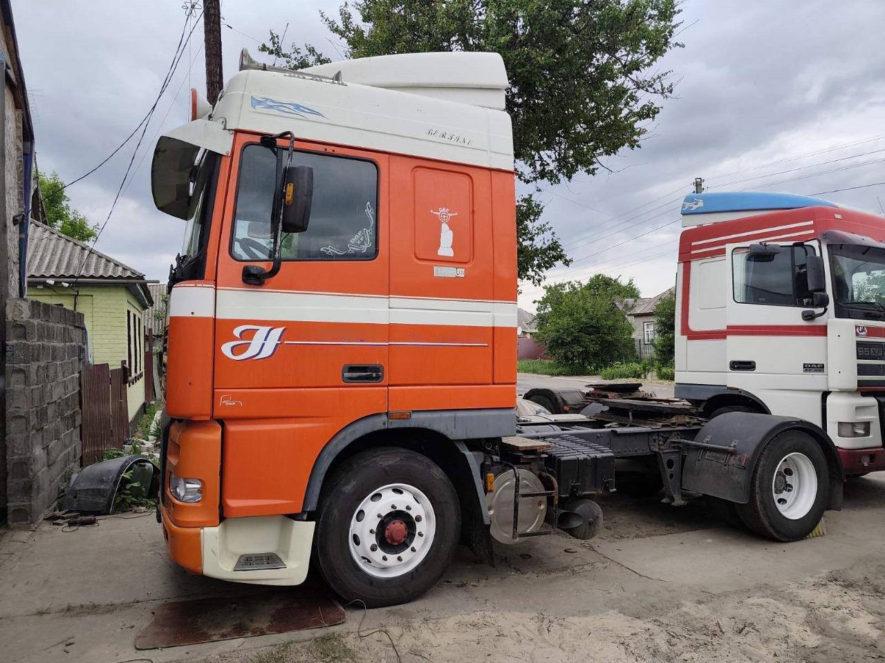 DAF XF 95.430 - יחידת טרקטור: תמונה 2 DAF XF 95.430 - יחידת טרקטור: תמונה 2