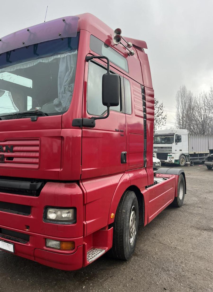 MAN 19.460 TGA ID1721S - יחידת טרקטור: תמונה 3 MAN 19.460 TGA ID1721S - יחידת טרקטור: תמונה 3