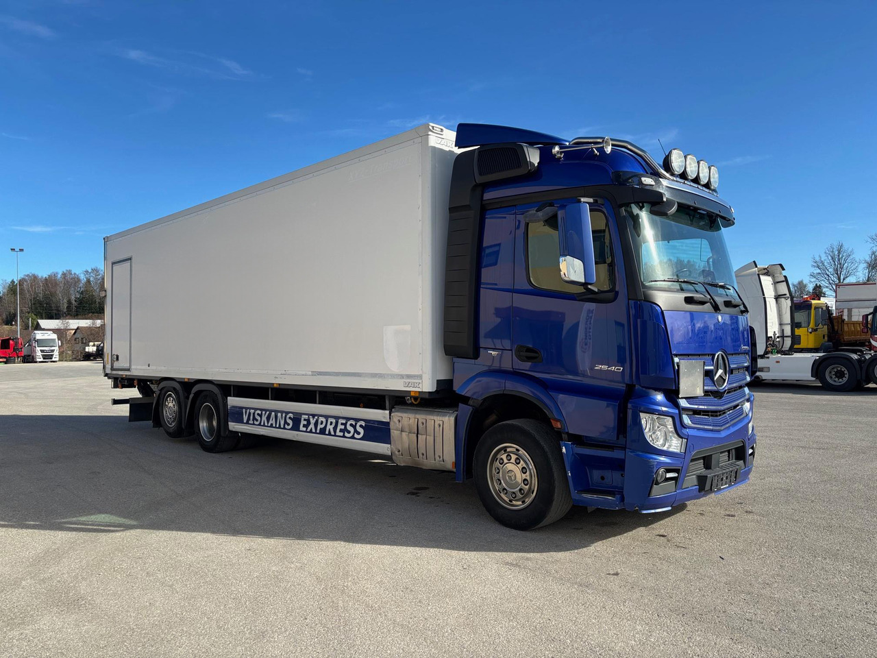 MERCEDES-BENZ ACTROS 2540 - משאית תיבה: תמונה 1 MERCEDES-BENZ ACTROS 2540 - משאית תיבה: תמונה 1