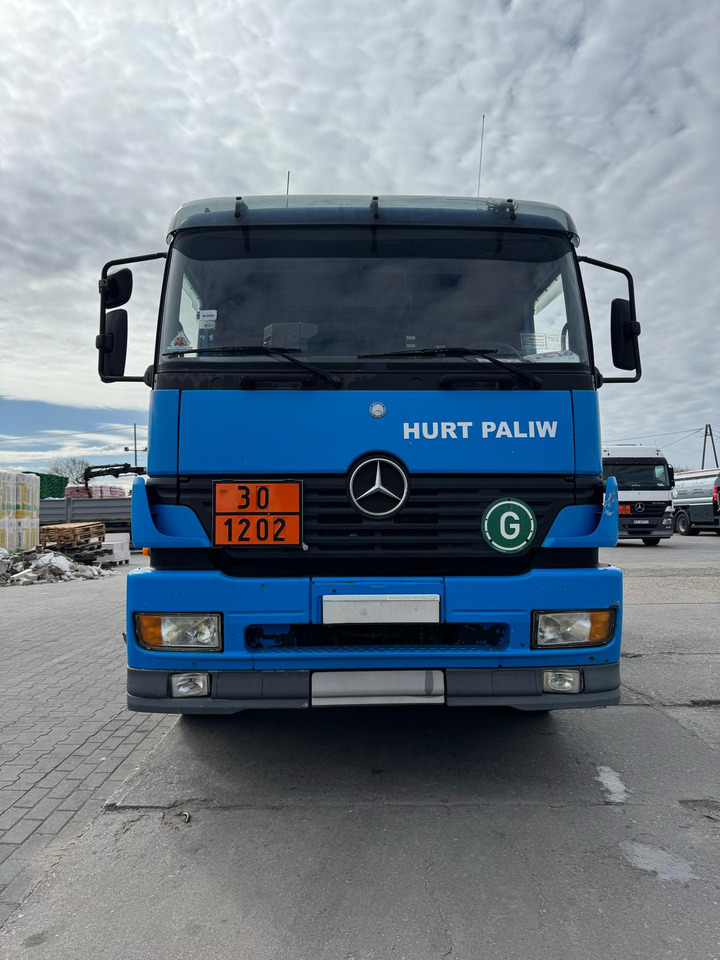 MERCEDES-BENZ Atego 1828 - משאית מכל: תמונה 2 MERCEDES-BENZ Atego 1828 - משאית מכל: תמונה 2