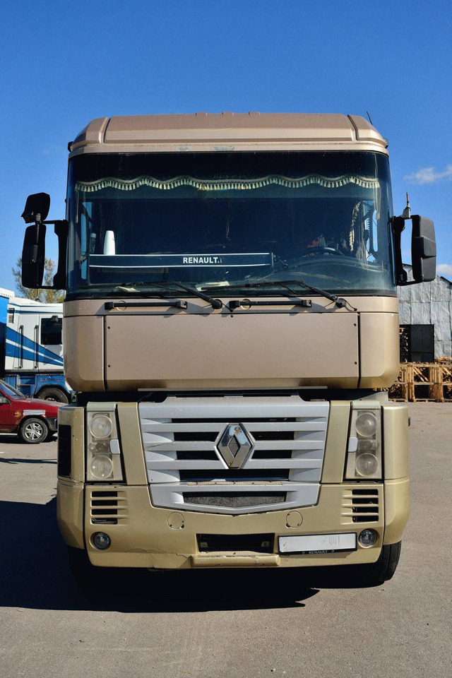 RENAULT Magnum 440 - יחידת טרקטור: תמונה 3 RENAULT Magnum 440 - יחידת טרקטור: תמונה 3