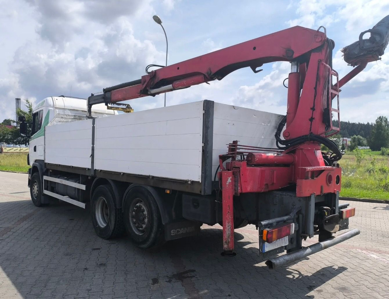 SCANIA 144.460 - משאית צד נופל/ שטוחה, משאית מנוף: תמונה 5 SCANIA 144.460 - משאית צד נופל/ שטוחה, משאית מנוף: תמונה 5