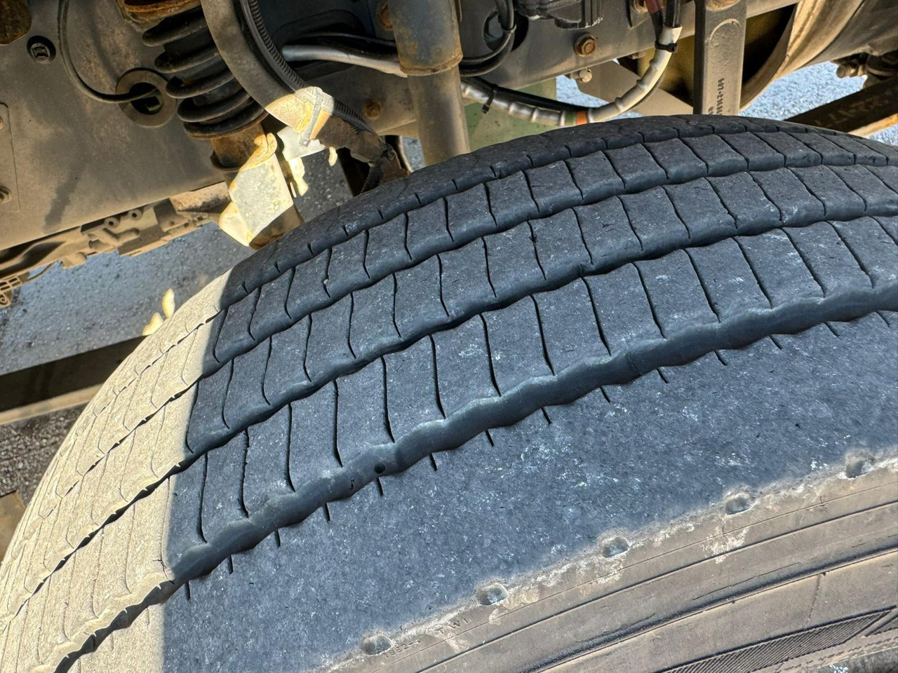 משאית תיבה VOLVO FL 240: תמונה 25 משאית תיבה VOLVO FL 240: תמונה 25