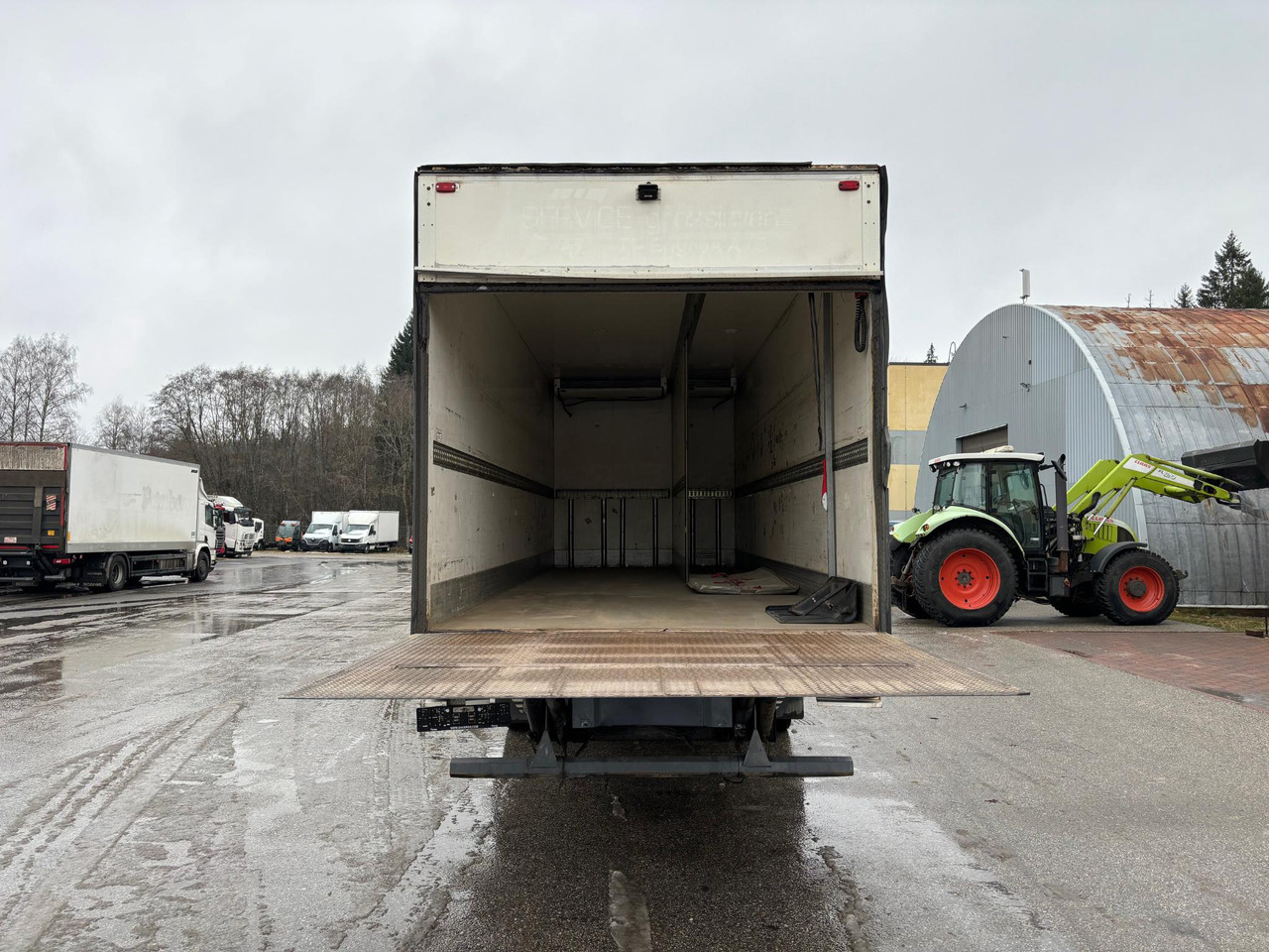 VOLVO FL 240 - משאית קירור: תמונה 4 VOLVO FL 240 - משאית קירור: תמונה 4