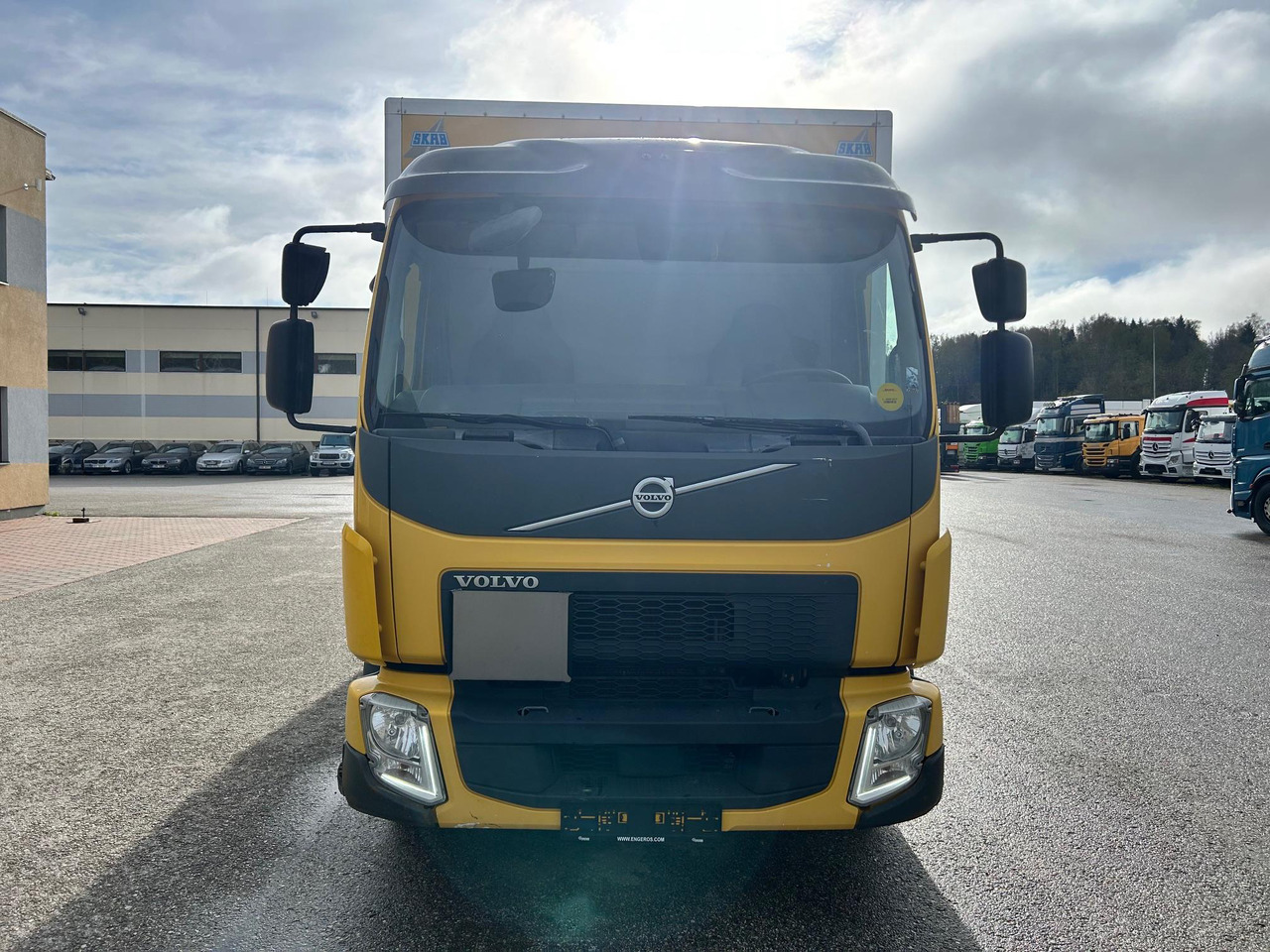 VOLVO FL250 - משאית תיבה: תמונה 4 VOLVO FL250 - משאית תיבה: תמונה 4