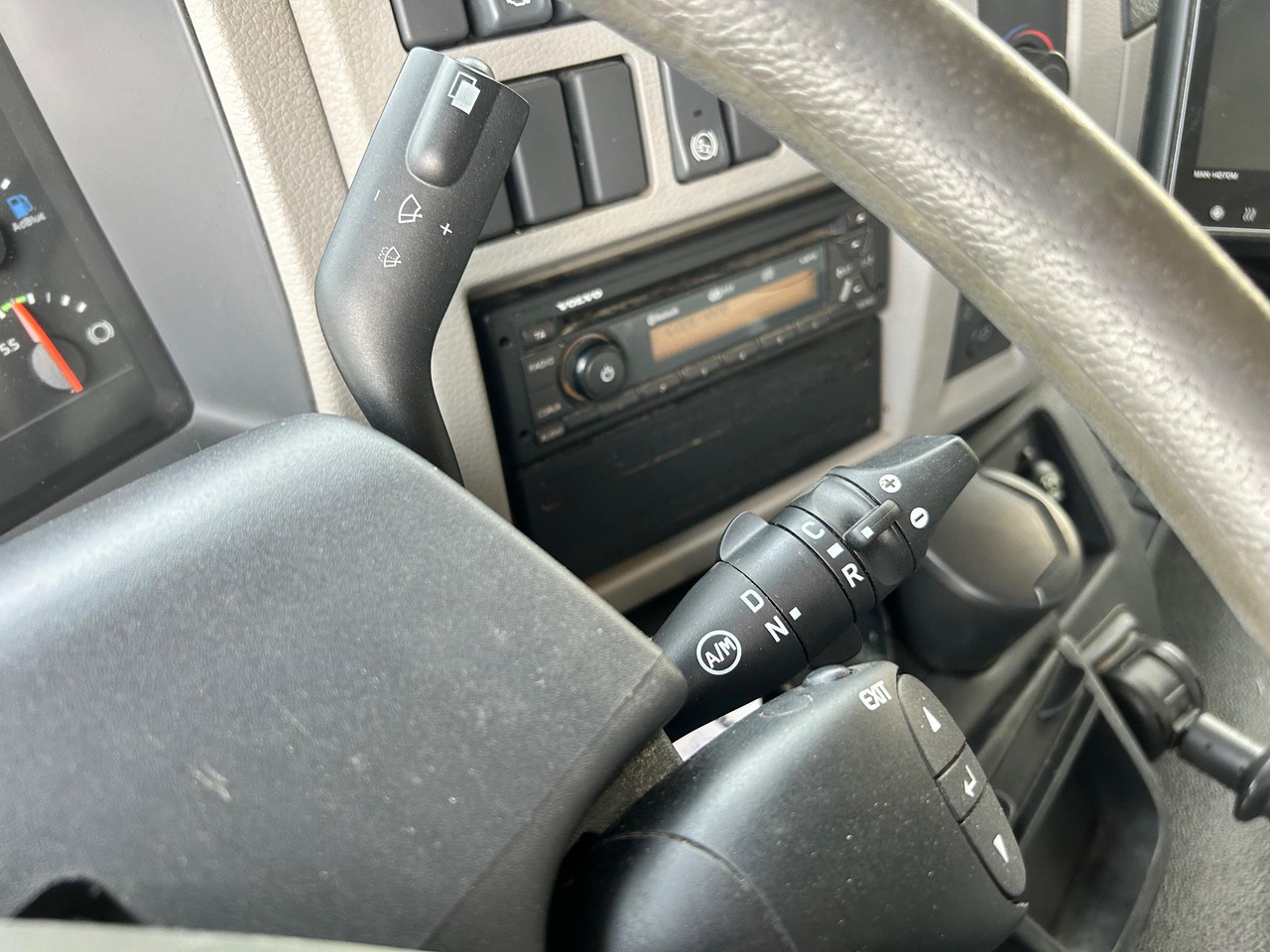 משאית תיבה VOLVO FL250: תמונה 19