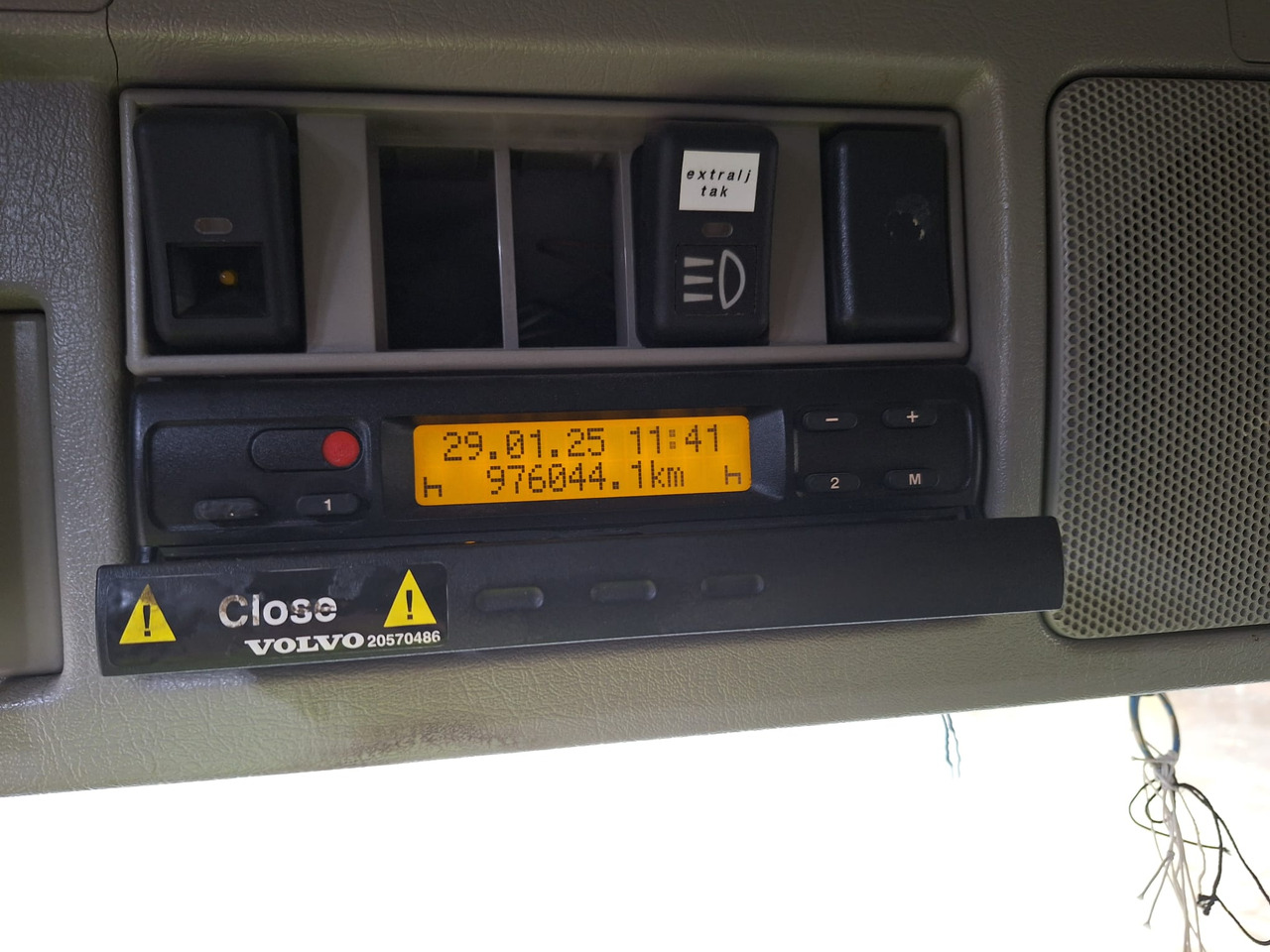 VOLVO FM12.380 - משאית: תמונה 5 VOLVO FM12.380 - משאית: תמונה 5