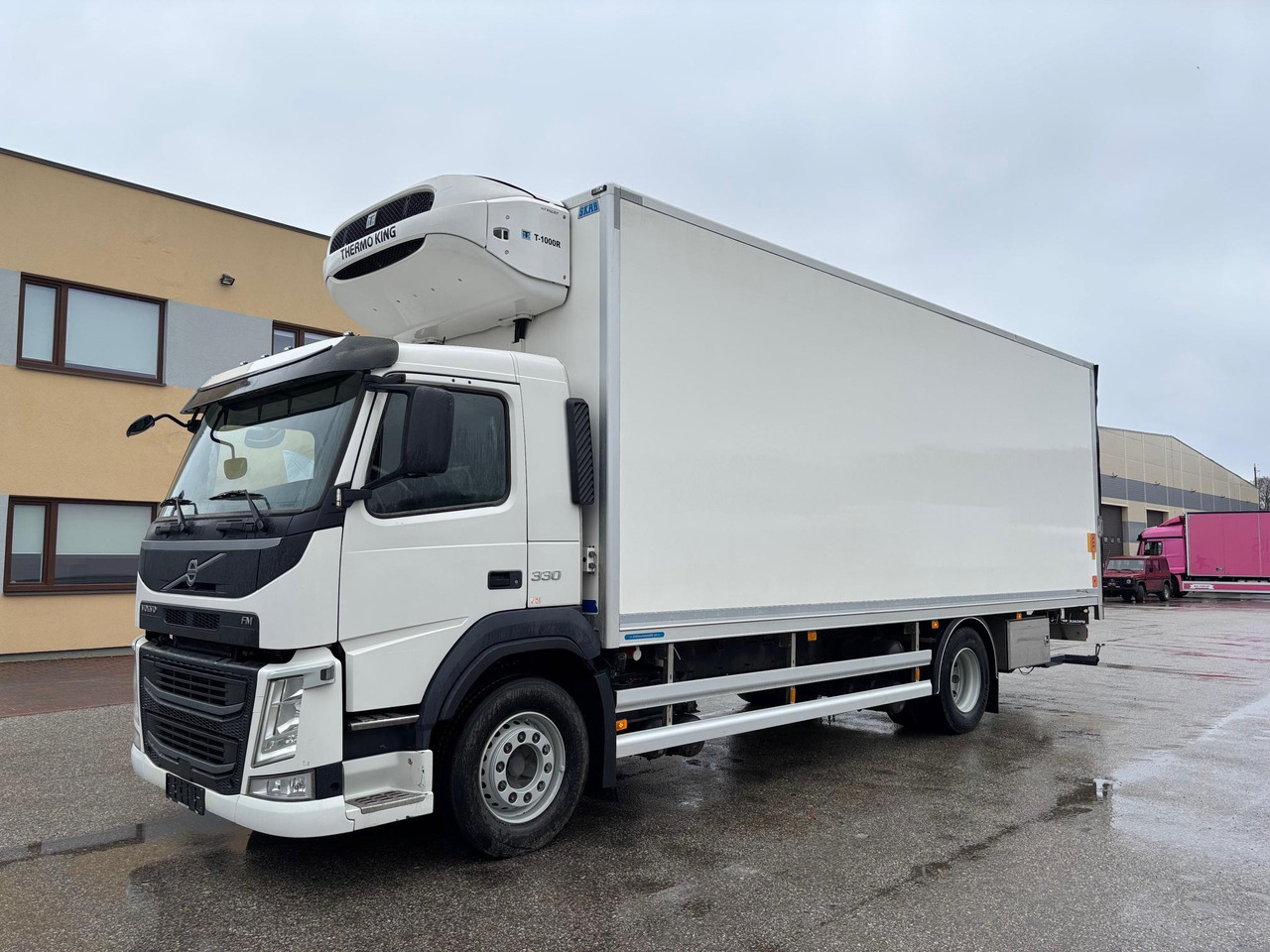 VOLVO FM330 - משאית קירור: תמונה 4 VOLVO FM330 - משאית קירור: תמונה 4