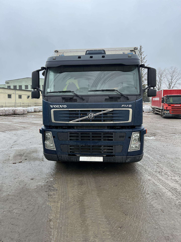 VOLVO FM9.260 - משאית תיבה: תמונה 3 VOLVO FM9.260 - משאית תיבה: תמונה 3