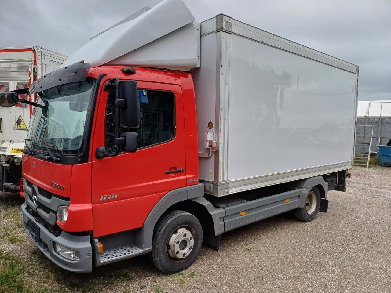 MERCEDES-BENZ 816 Euro5 AHK Luftfeder - כלי רכב מסחרי לקירור: תמונה 4 MERCEDES-BENZ 816 Euro5 AHK Luftfeder - כלי רכב מסחרי לקירור: תמונה 4