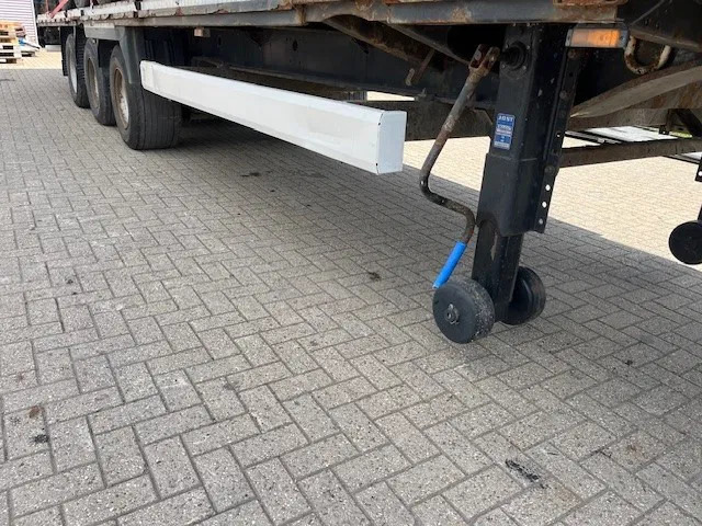 Krone 2x stack of 4x mega flat trailer - סמיטריילר צד נופל/ שטוח: תמונה 4 Krone 2x stack of 4x mega flat trailer - סמיטריילר צד נופל/ שטוח: תמונה 4