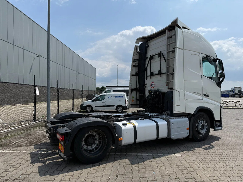 Volvo FH 13.420 FH420 XL cab / 4 units available - יחידת טרקטור: תמונה 4 Volvo FH 13.420 FH420 XL cab / 4 units available - יחידת טרקטור: תמונה 4