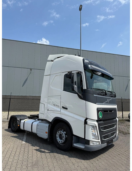 Volvo FH 13.420 FH420 XL cab / 4 units available - יחידת טרקטור: תמונה 3 Volvo FH 13.420 FH420 XL cab / 4 units available - יחידת טרקטור: תמונה 3