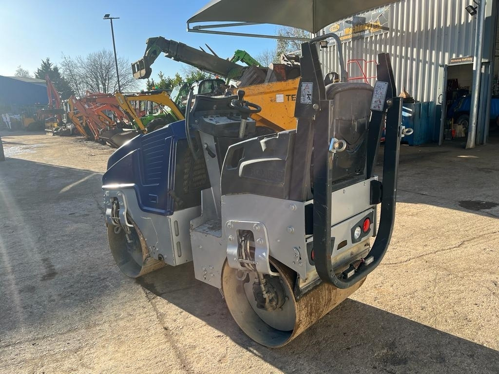 Bomag BW 80 AD-5 - רולר כביש: תמונה 5 Bomag BW 80 AD-5 - רולר כביש: תמונה 5