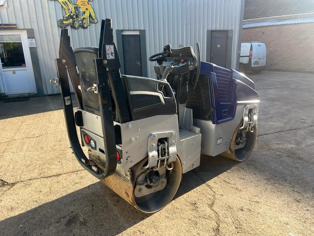 Bomag BW 80 AD-5 - רולר כביש: תמונה 3 Bomag BW 80 AD-5 - רולר כביש: תמונה 3
