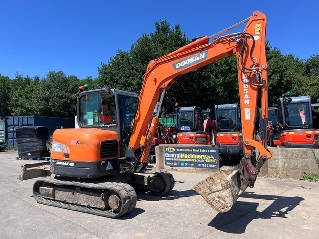 Doosan DX 63-3 - מיני מחפר: תמונה 3 Doosan DX 63-3 - מיני מחפר: תמונה 3