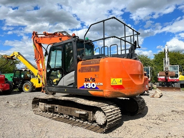Hitachi ZX 130 LC N-6 - מחפר סורק: תמונה 5 Hitachi ZX 130 LC N-6 - מחפר סורק: תמונה 5