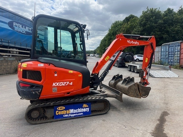 Kubota KX 027 - מיני מחפר: תמונה 1 Kubota KX 027 - מיני מחפר: תמונה 1