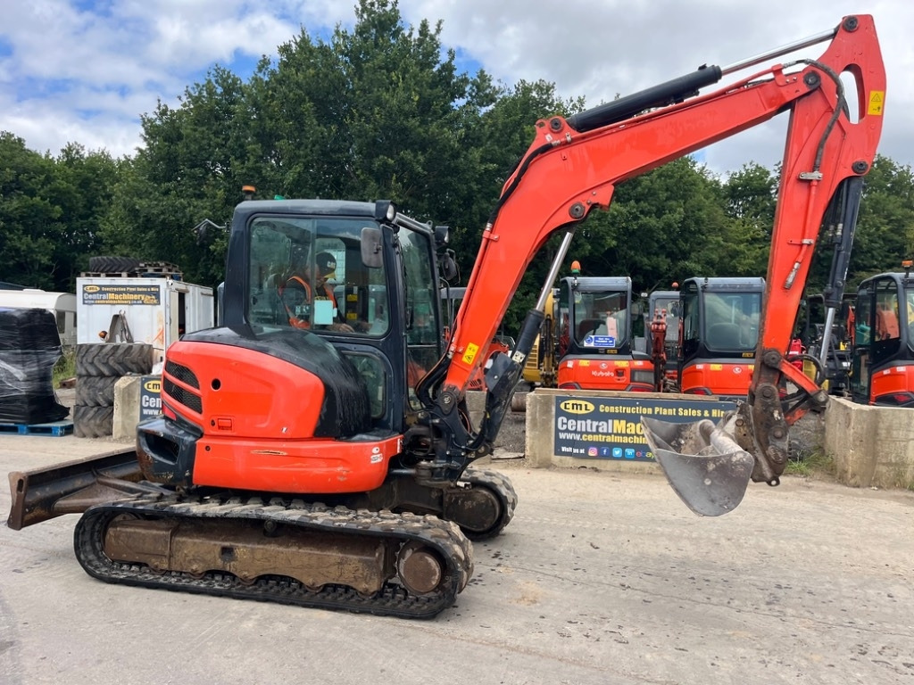 Kubota KX 057-4 - מיני מחפר: תמונה 2 Kubota KX 057-4 - מיני מחפר: תמונה 2