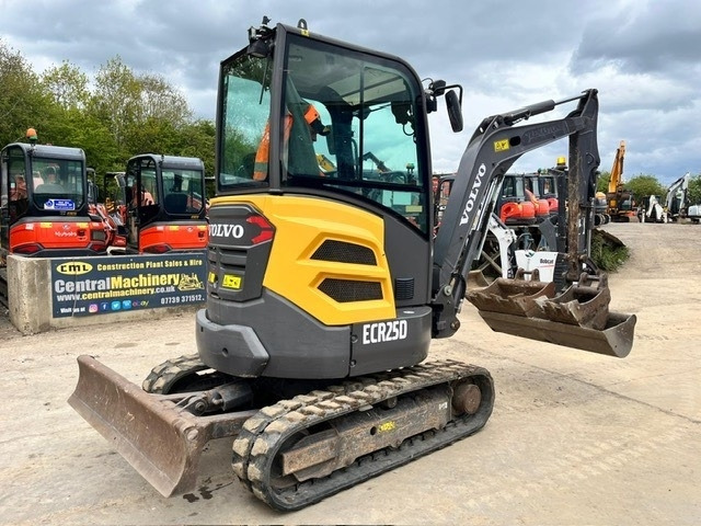 Volvo ECR 25 D - מיני מחפר: תמונה 3 Volvo ECR 25 D - מיני מחפר: תמונה 3
