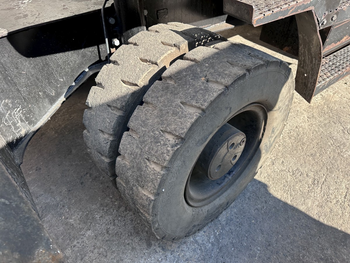 CATERPILLAR M 318 MH mit Greifer Kein 3022 3026 320 322 - מחפר גלגלים: תמונה 5 CATERPILLAR M 318 MH mit Greifer Kein 3022 3026 320 322 - מחפר גלגלים: תמונה 5