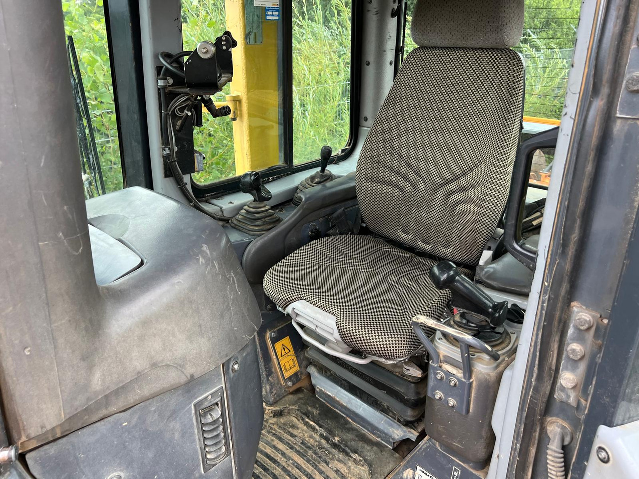 KOMATSU D 61 PX-15 Ripper 3Mtr.+Klima Deutsche Maschine! - דחפור: תמונה 4 KOMATSU D 61 PX-15 Ripper 3Mtr.+Klima Deutsche Maschine! - דחפור: תמונה 4