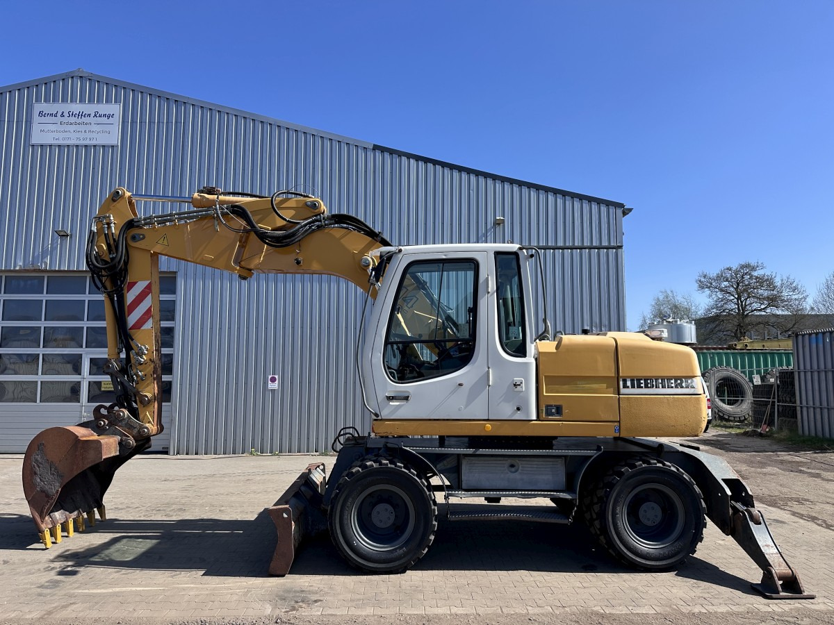 LIEBHERR A 314 All hydr. lines SW 33- 30 Km/h - מחפר גלגלים: תמונה 4 LIEBHERR A 314 All hydr. lines SW 33- 30 Km/h - מחפר גלגלים: תמונה 4