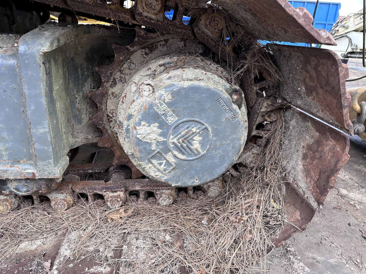 LIEBHERR LRB 155 for parts breaking dismantling - נהג קורה: תמונה 3 LIEBHERR LRB 155 for parts breaking dismantling - נהג קורה: תמונה 3