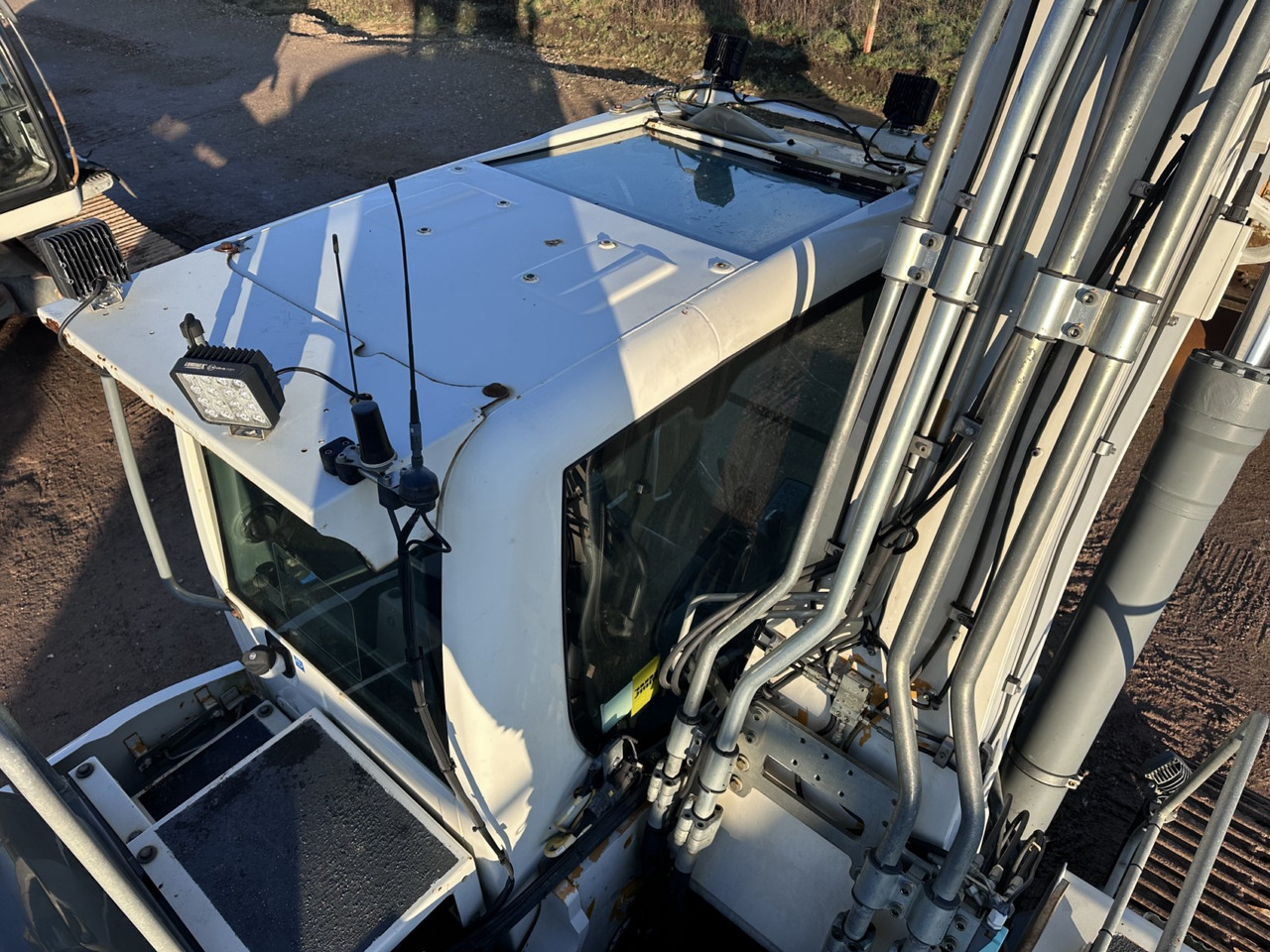 LIEBHERR R 924 LC Top Zustand !!! Kein 914- 916- 920- 926 - מחפר סורק: תמונה 3 LIEBHERR R 924 LC Top Zustand !!! Kein 914- 916- 920- 926 - מחפר סורק: תמונה 3