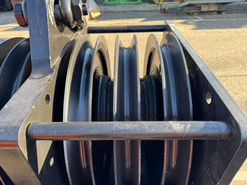 Kobelco CKE 2500 - עגורן מעמיס עבור מכונת בנייה: תמונה 5 Kobelco CKE 2500 - עגורן מעמיס עבור מכונת בנייה: תמונה 5