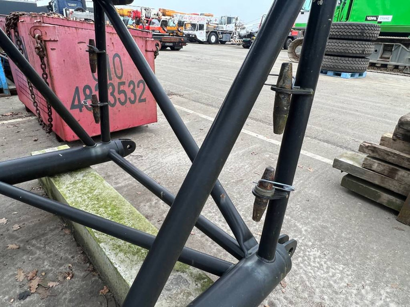 Liebherr LR 1160 - עגורן מעמיס עבור מכונת בנייה: תמונה 3 Liebherr LR 1160 - עגורן מעמיס עבור מכונת בנייה: תמונה 3
