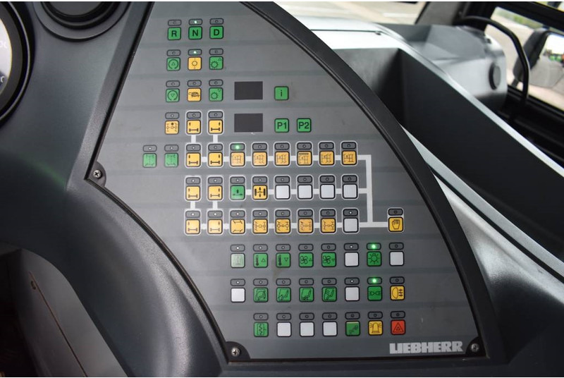 עגורן לכל שטח Liebherr LTM1055-3.2: תמונה 14