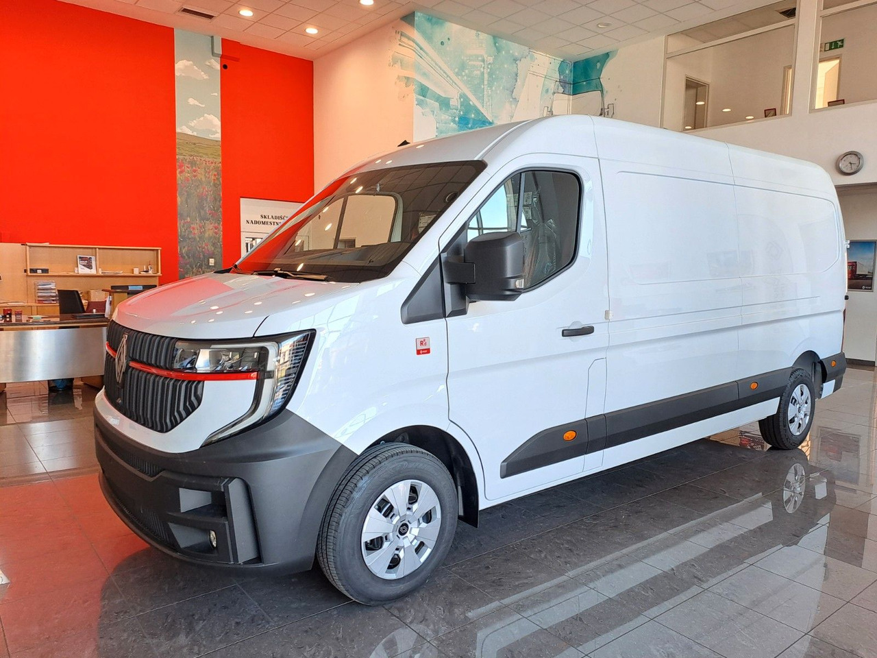 Renault Master L3H2 170 - NAV Klimaaut. Holzb. 270° - כלי רכב מסחרי עם לוח: תמונה 2 Renault Master L3H2 170 - NAV Klimaaut. Holzb. 270° - כלי רכב מסחרי עם לוח: תמונה 2