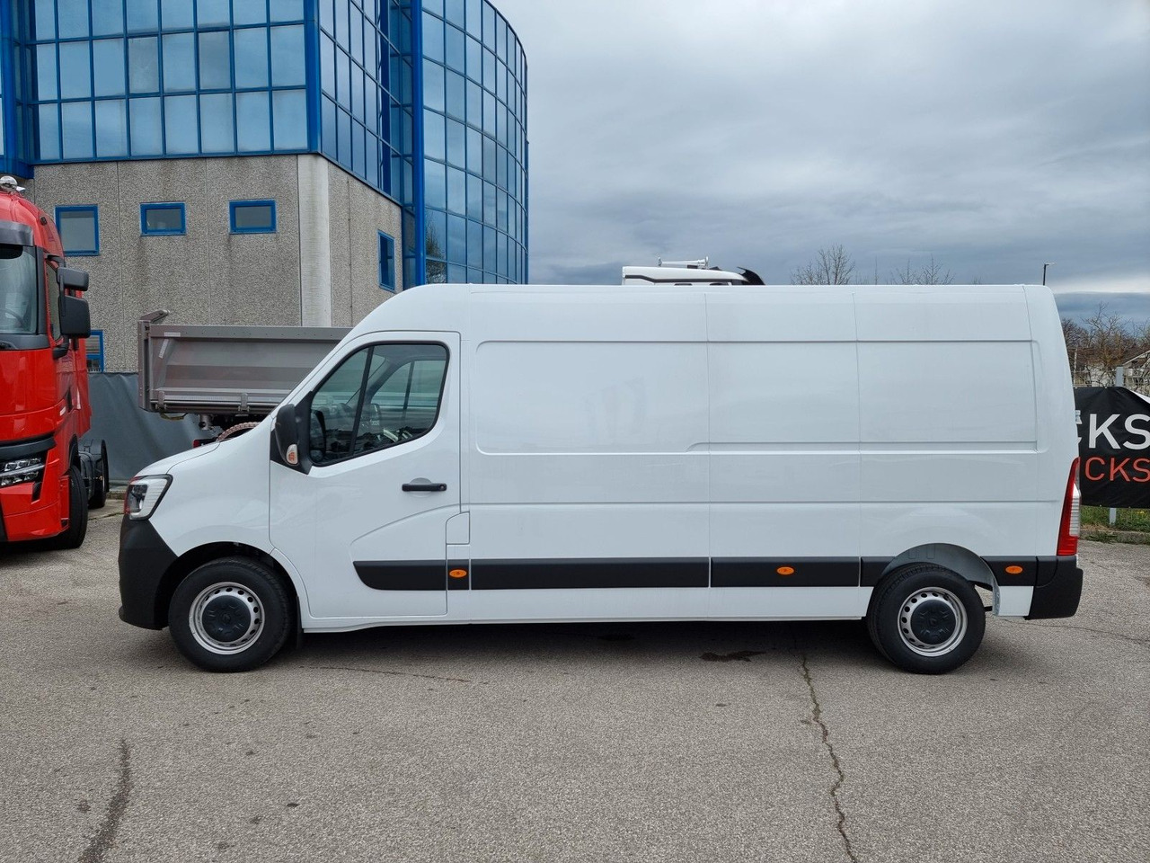 Renault Master L3H2 3,5t 150 PRO+ - כלי רכב מסחרי עם לוח: תמונה 2 Renault Master L3H2 3,5t 150 PRO+ - כלי רכב מסחרי עם לוח: תמונה 2