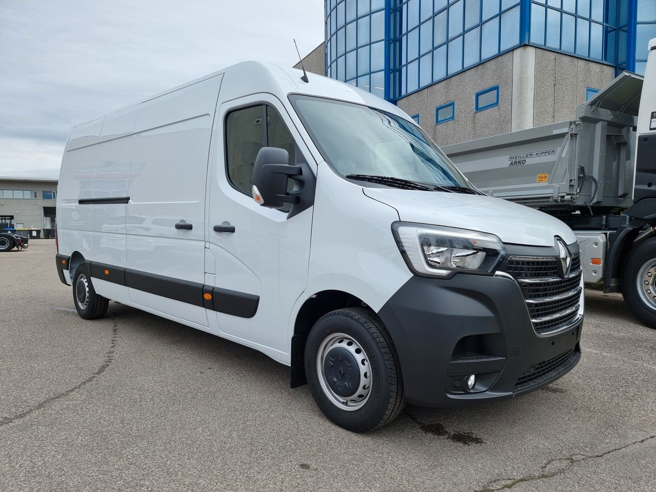 Renault Master L3H2 3,5t 150 PRO+ - כלי רכב מסחרי עם לוח: תמונה 1 Renault Master L3H2 3,5t 150 PRO+ - כלי רכב מסחרי עם לוח: תמונה 1