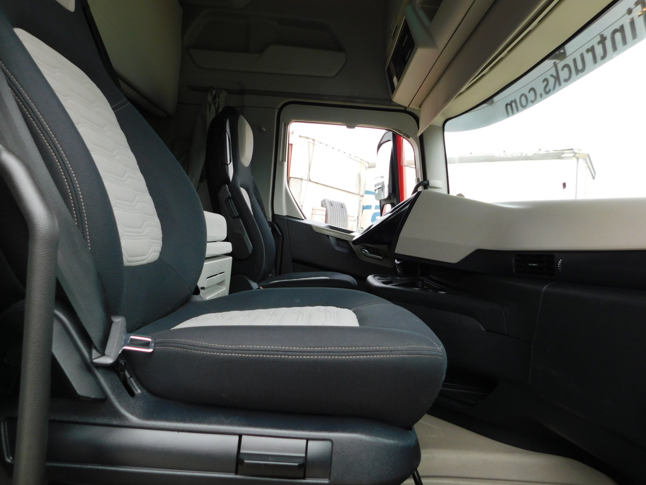 Ford F max ll 4x2 scab e6 12tx2620 - יחידת טרקטור: תמונה 5 Ford F max ll 4x2 scab e6 12tx2620 - יחידת טרקטור: תמונה 5