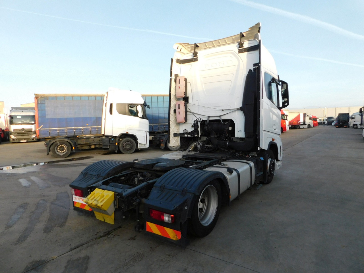 Ford F max ll 4x2 scab e6 12tx2620 - יחידת טרקטור: תמונה 3 Ford F max ll 4x2 scab e6 12tx2620 - יחידת טרקטור: תמונה 3