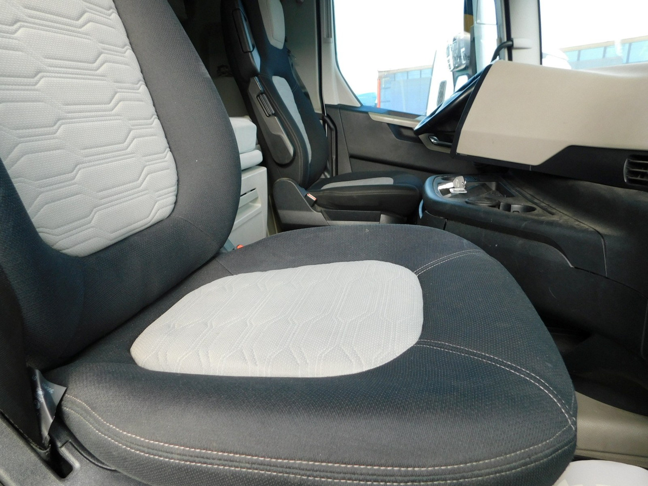 Ford F max ll 4x2 scab e6 12tx2620 - יחידת טרקטור: תמונה 5 Ford F max ll 4x2 scab e6 12tx2620 - יחידת טרקטור: תמונה 5