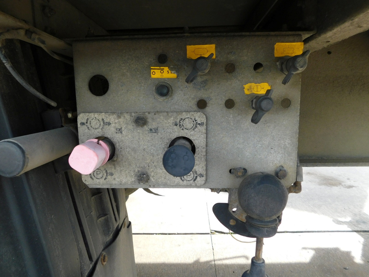Humbaur Hsa2006 - סמיטריילר עם וילונות צד: תמונה 5 Humbaur Hsa2006 - סמיטריילר עם וילונות צד: תמונה 5