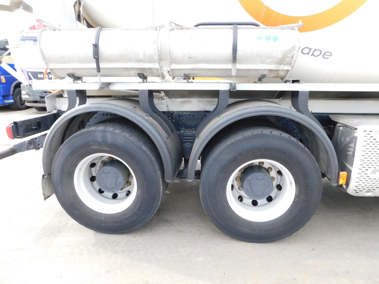 Iveco Ad340tb - משאית מערבלת בטון: תמונה 5 Iveco Ad340tb - משאית מערבלת בטון: תמונה 5