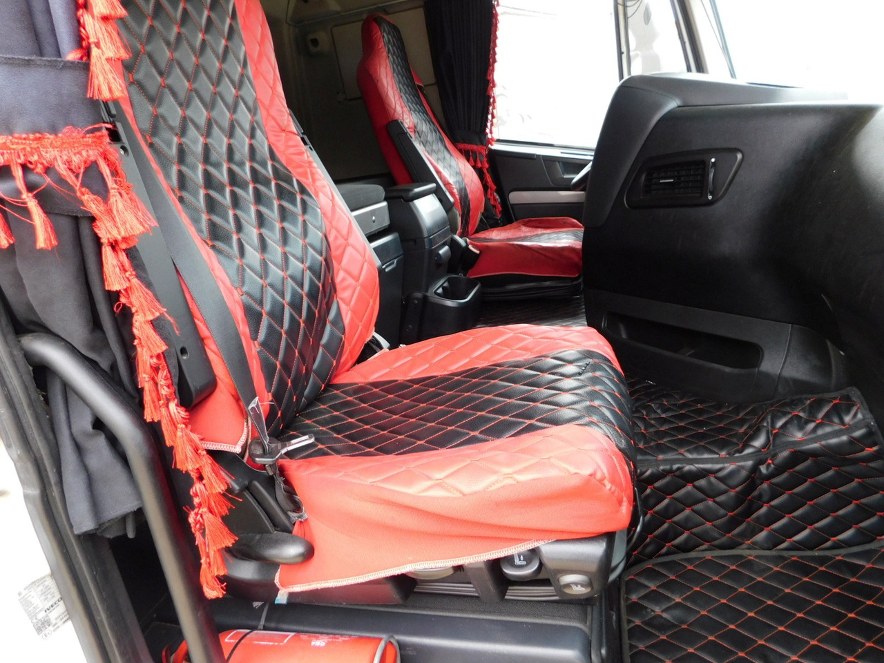 Iveco As440tp - יחידת טרקטור: תמונה 5 Iveco As440tp - יחידת טרקטור: תמונה 5