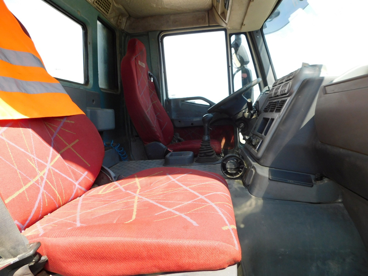 Iveco Trakker ad340t41b - משאית מערבלת בטון: תמונה 5 Iveco Trakker ad340t41b - משאית מערבלת בטון: תמונה 5