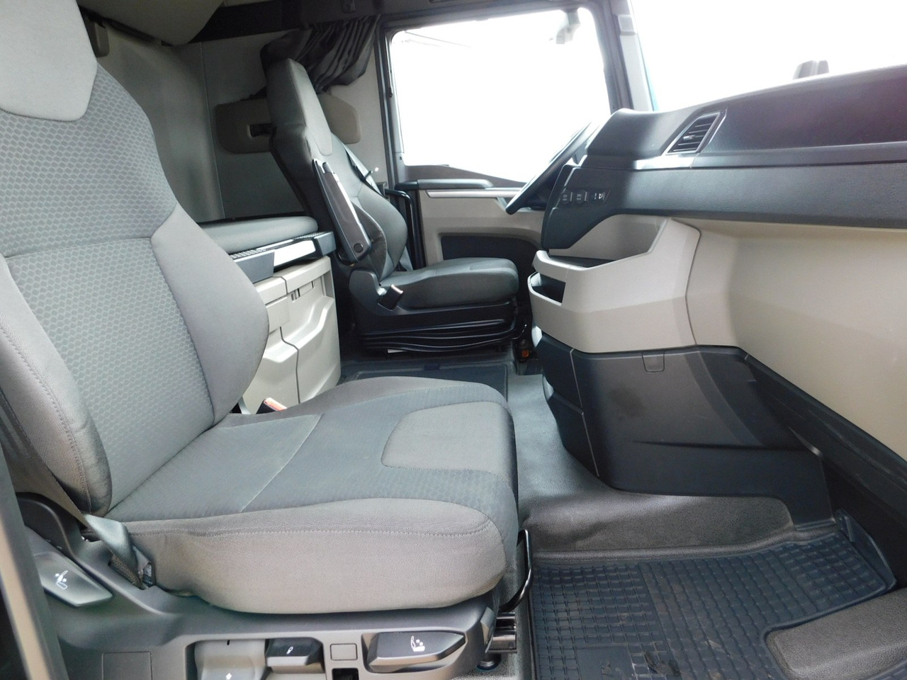 Man Tgx 18470 - יחידת טרקטור: תמונה 5 Man Tgx 18470 - יחידת טרקטור: תמונה 5