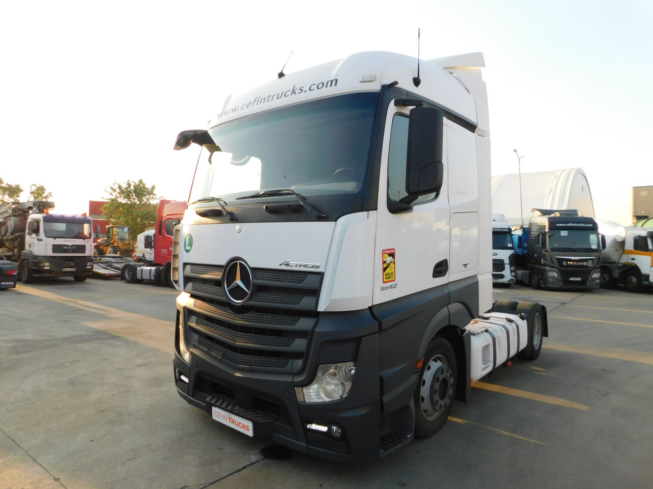 Mercedes Actros - יחידת טרקטור: תמונה 1 Mercedes Actros - יחידת טרקטור: תמונה 1